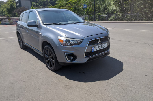 Mitsubishi Outlander Sport