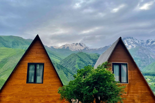 Twin Cottages Kazbegi